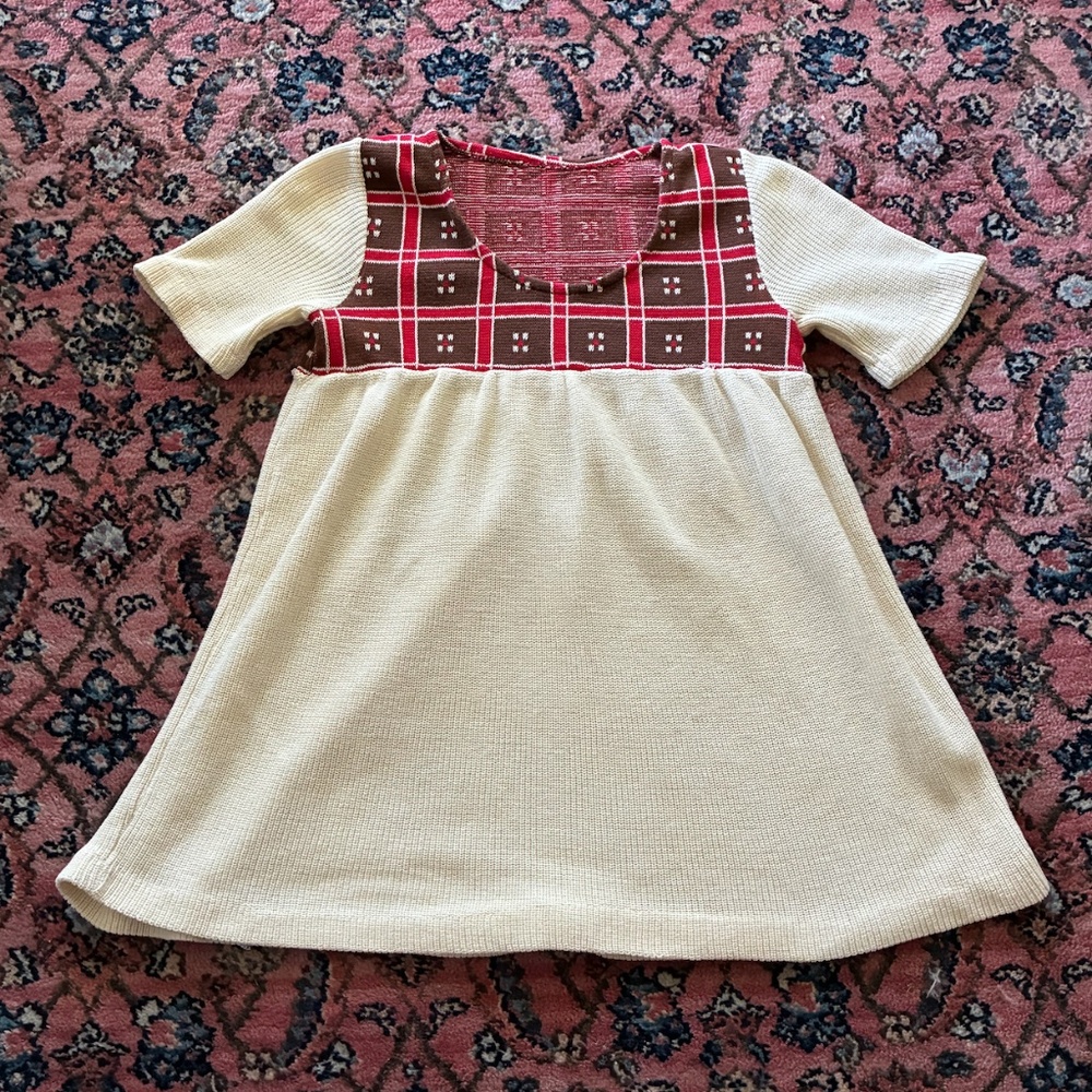 Pretty vintage knit top, unbranded, size S-M